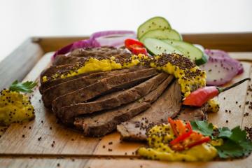 Picanha na mostarda e sal grosso