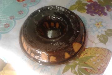 Bolo de gelatina de maracujá