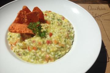 Risoto de abacate com crocante de milho e páprica