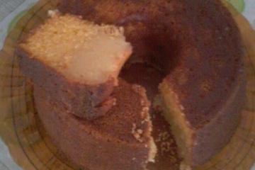 Bolo de fubá cremoso