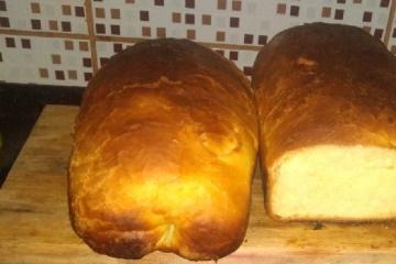 Pão caseiro com fermento biológico