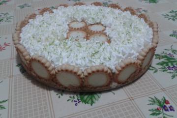 Torta mousse de limão