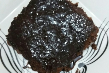 Bolo de chocolate de xícara