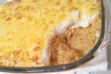 Torta de frango com biscoito água e sal