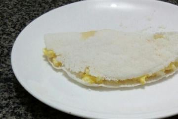 Tapioca com ovo e mussarela: Topps Burger