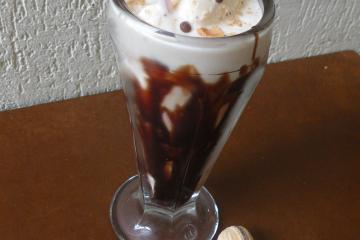 Milk shake de amandita da família burger