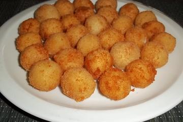 Bolinha de queijo