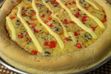 Pizza com borda recheada