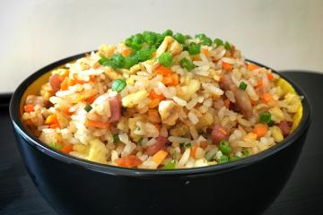 Arroz chinês - yakimeshi - fácil