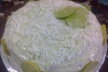 Bolo verde de limão