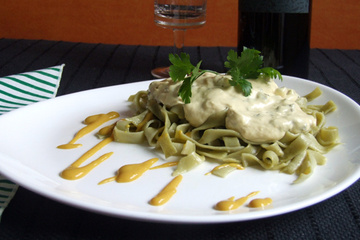 Macarrão ao molho de mostarda