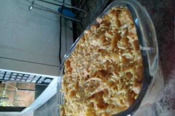 Estrogonofe com macarrão