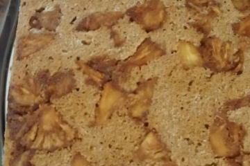 Bolo Integral de abacaxi com coco