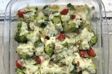 Brócolis à napolitana