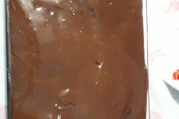 Bolo de chocolate cremoso
