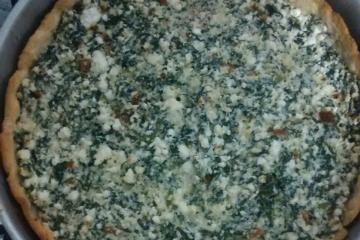 Quiche fácil de espinafre com ricota