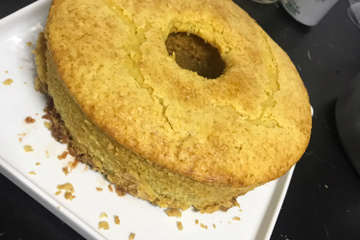 Bolo de Milho com Goiabada
