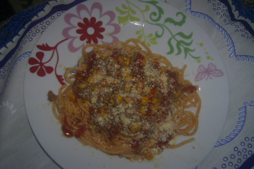 Macarrão com carne moída