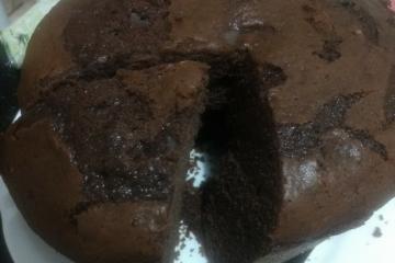 BOLO DE CHOCOLATE CASEIRO ( FAÇA E VENDA ) com CozinhandoComNane :) 