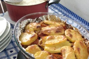 Filé de merluza com batata ao forno