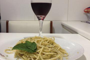 Espaguete ao pesto