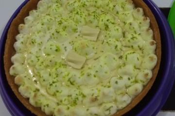 Torta de limão com chocolate branco