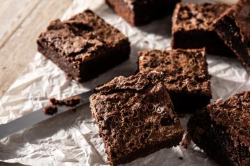 Batedeira – para fazer brownies e bolos – Mateus e Isys