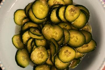 Sunomomo (salada japonesa de pepino)