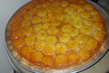 Torta de banana caramelizada