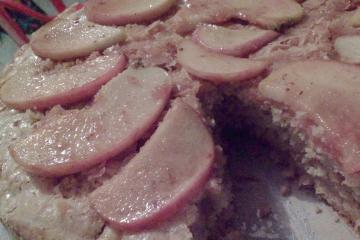 Bolo de aveia com maçã e banana