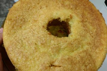 Bolo de laranja molhadinho