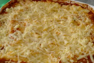 Arroz com calabresa e purê de mandioquinha