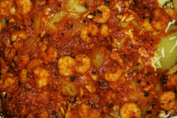 Filé de peixe assado com batatas