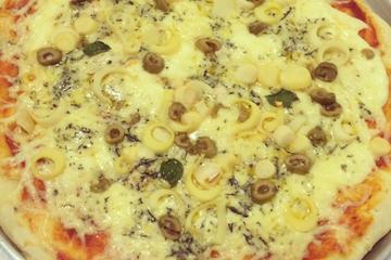 Pizza com borda recheada