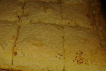 Bolo de fubá cremoso