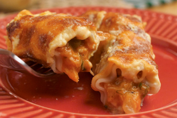 Canelone de frango com creme de milho
