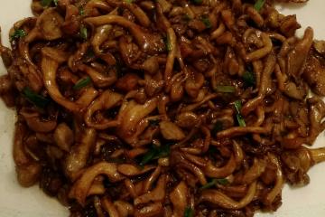 Receitas da Laurinha #3 - shitake e shimeji na manteiga 