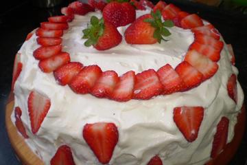Bolo de aniversário de morango