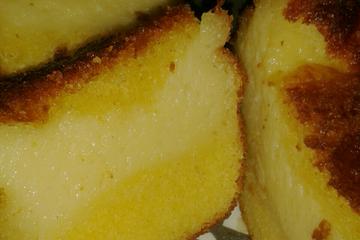 Bolo de fubá cremoso