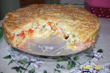 Torta de frios com legumes