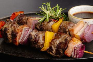 Espetinhos de carne