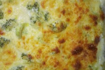 Brócolis ao creme de molho branco