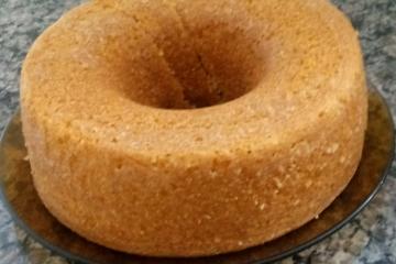 Bolo de milho de lata cremoso é fácil e rápido de fazer; veja receita -  Revista Globo Rural