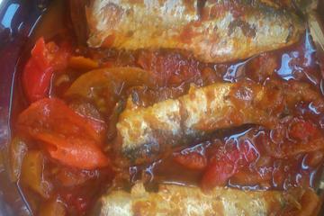 Sardinha na panela de pressão (igual as de lata do mercado)