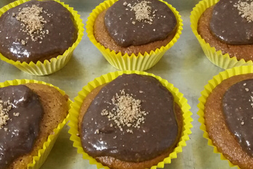 Bolo de amendoim com fubá no liquidificador
