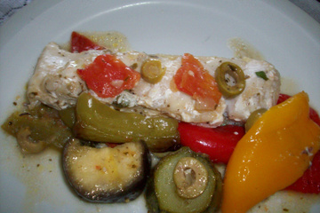 Peixe com legumes ao forno