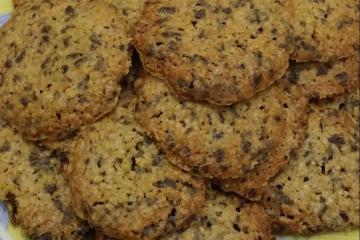 Biscoito de aveia com gotas de chocolate