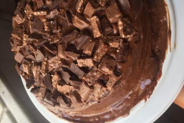 Bolo mousse de chocolate