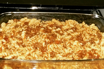 Macarrão com carne moída