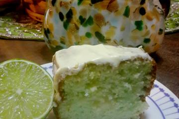 Bolo de limão